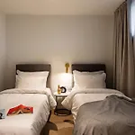 Luxury Within Resort, 别墅 萨武德里亚