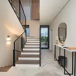 Luxury Within Resort, 别墅