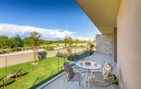 Luxury Within Resort, Willa Savudrija