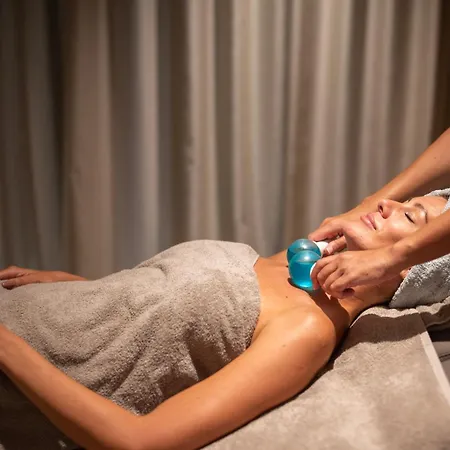 빌라 Luxury Within Resort,