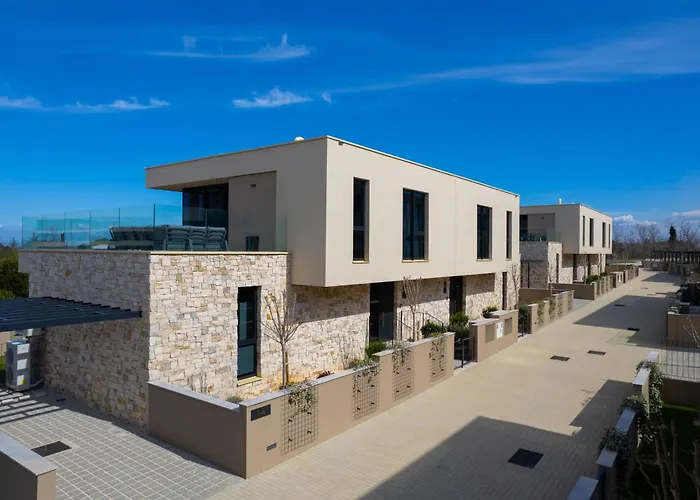 Luxury Within Resort, 빌라 *