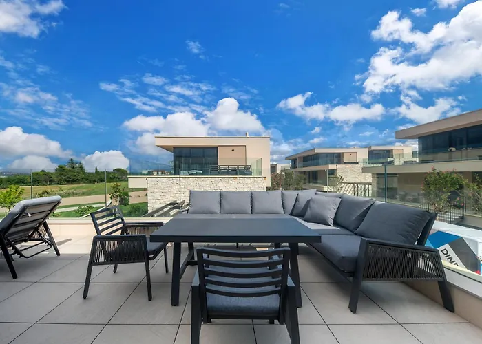 빌라 Luxury Within Resort, *